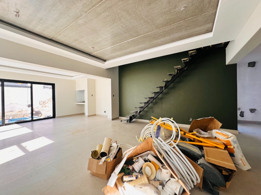 3 Bedroom Property for Sale in Sandown Western Cape